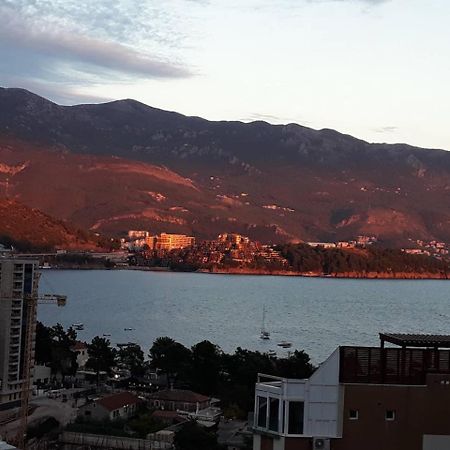 Seaview Paradise Apartment บุดวา ภายนอก รูปภาพ