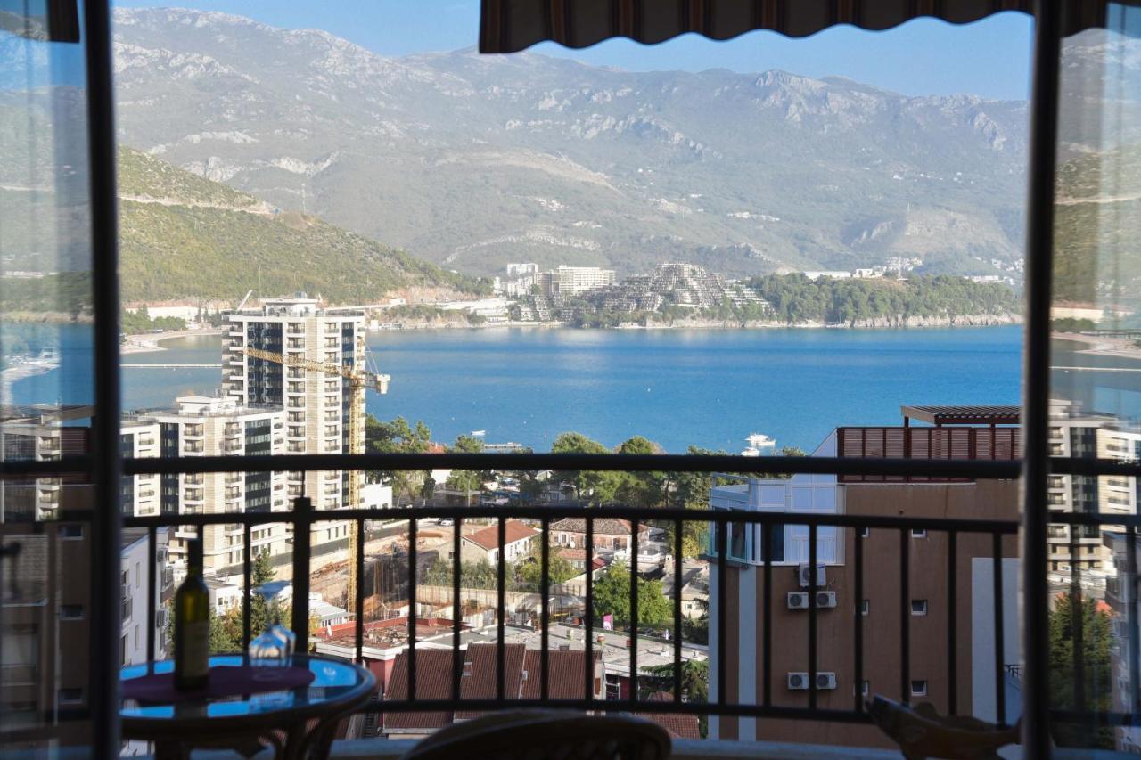 Seaview Paradise Apartment บุดวา ภายนอก รูปภาพ