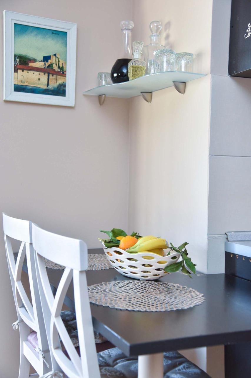 Seaview Paradise Apartment บุดวา ภายนอก รูปภาพ